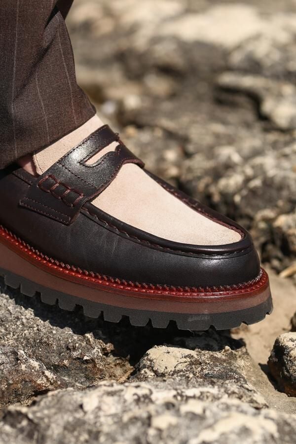 حذاء لوفر بني داكن من جلد الغزال سانتو-بيج - مقاس 43