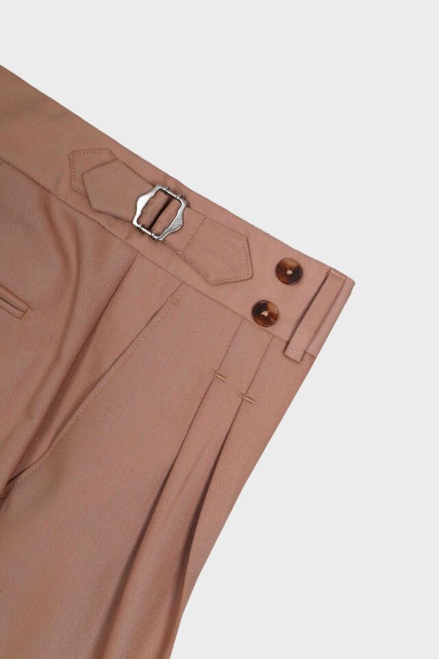 بنطلون بكسرتين، لون بيج داكن - مقاس 42