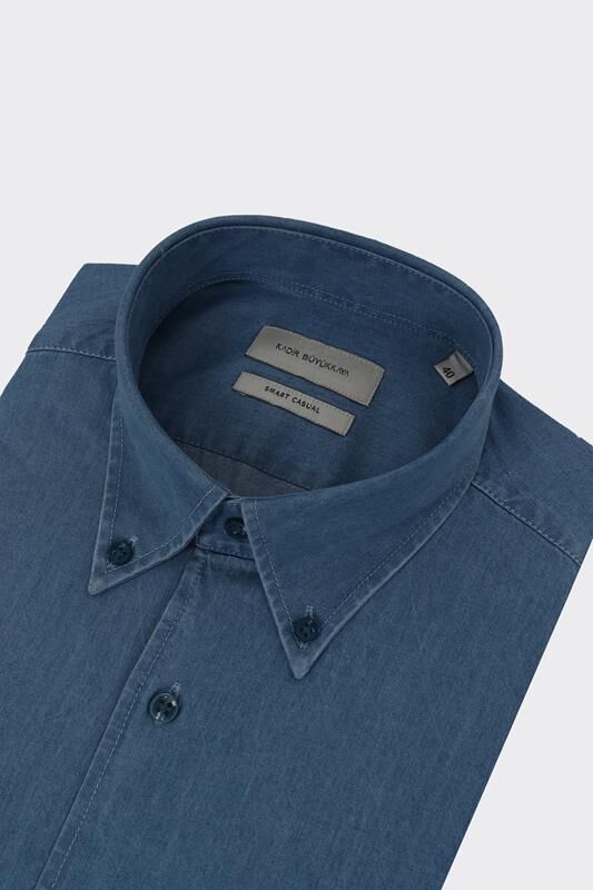 Yaka Düğmeli Gömlek Yaka Düğmeli Gömlek